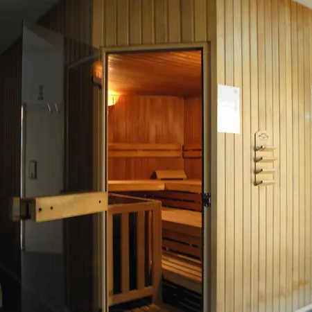 Hanseatic 206 דוהנן